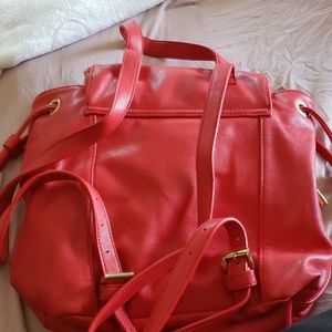 Red snob essentials backpack